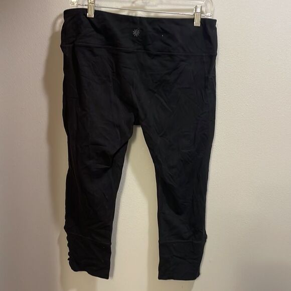 Athleta woman’s black Capri leggings - Picture 3 of 10